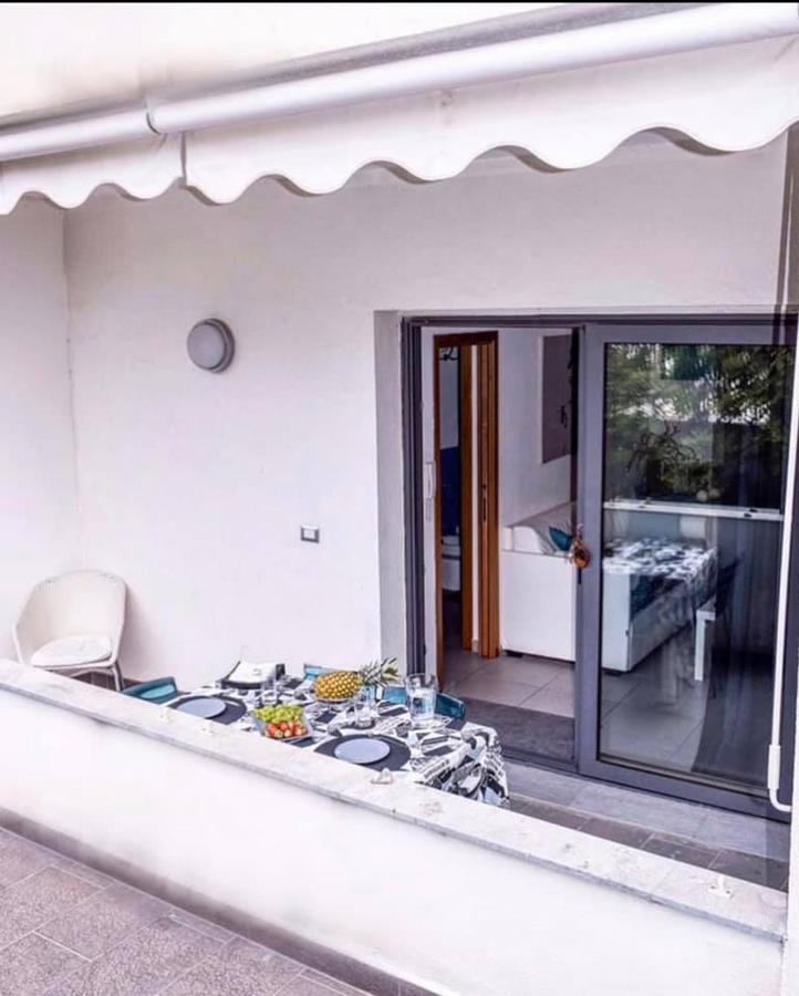 Apartament Vela Bianca Premium Letojanni Zewnętrze zdjęcie